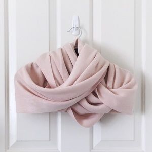 NWT Calvin Klein Infinity Scarf